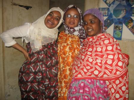 Ce sont des amies de ma femme,elles sont d'originaires de Domoni Anjouan